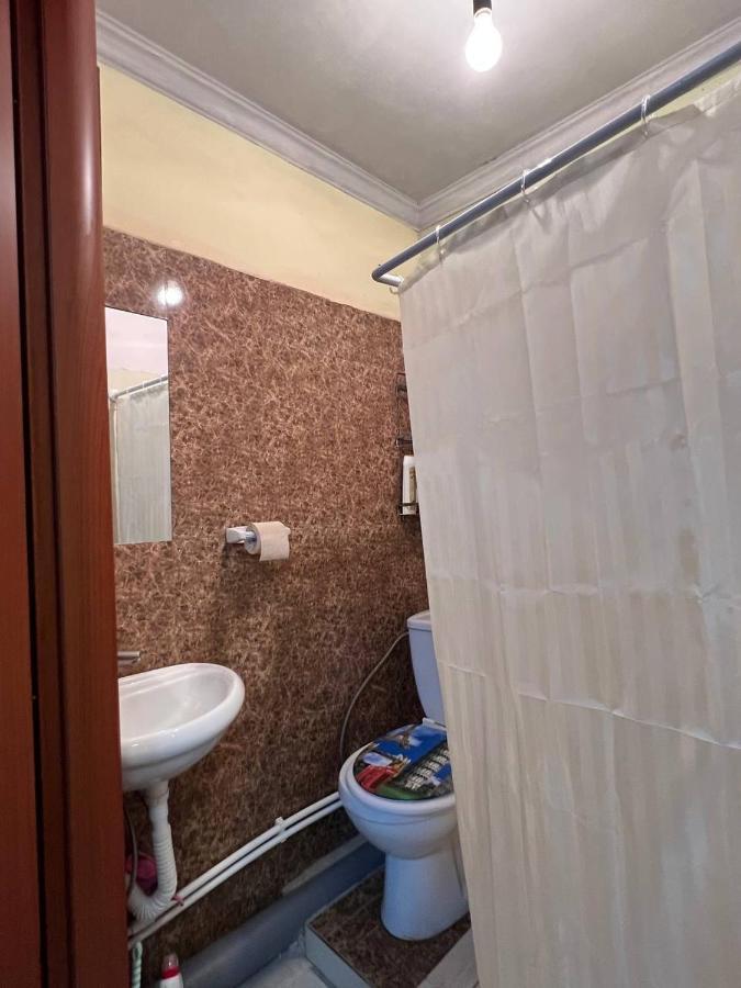 예레반 Vahe'S Family Guests House 아파트 외부 사진