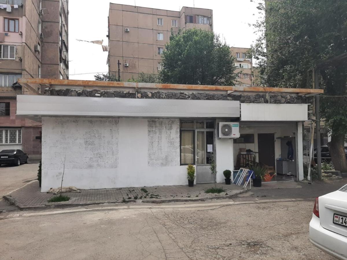 예레반 Vahe'S Family Guests House 아파트 외부 사진